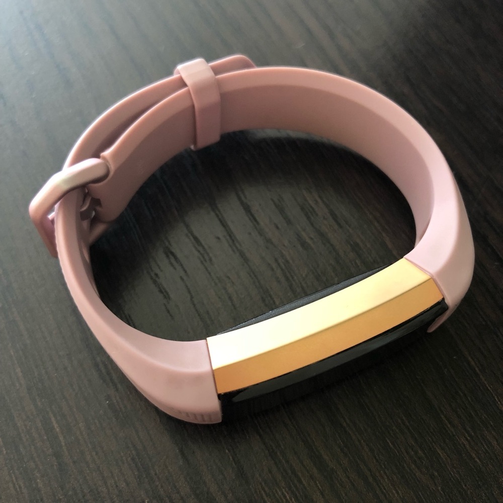 Fitbit Alta HR Limited Edition Rose Gold